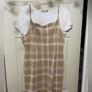 2XL tan and pink plaid dress
